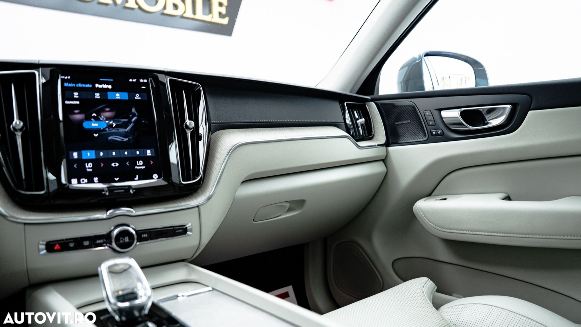 Volvo XC 60 Recharge T8 Twin Engine eAWD Inscription - 21