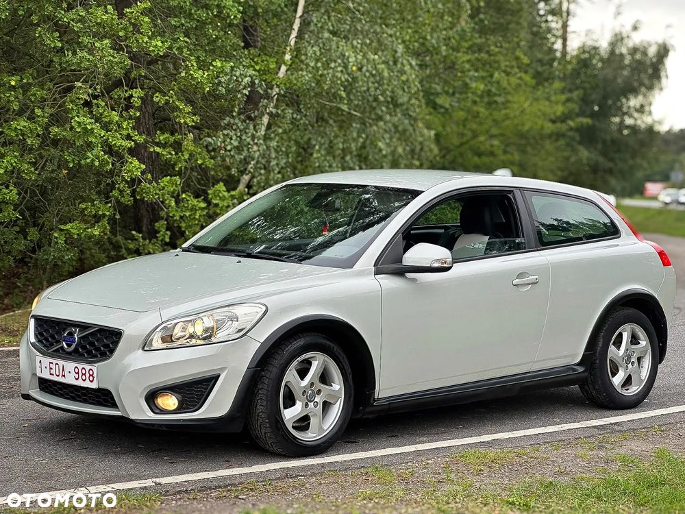 Volvo C30 D2 Momentum - 25