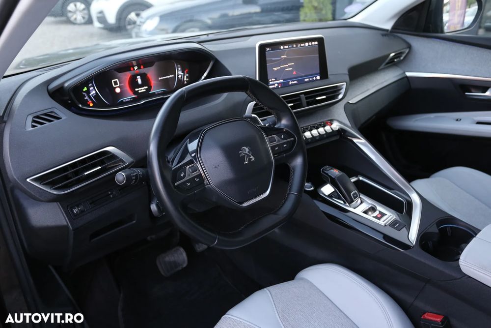 Peugeot 3008 PureTech 130 Stop & Start GPF EAT8 Allure - 11