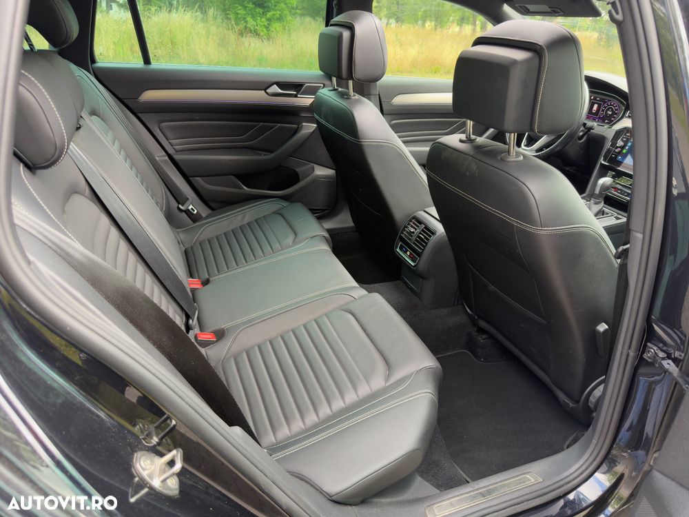 VOLKSWAGEN Passat 2023 — imagine 12