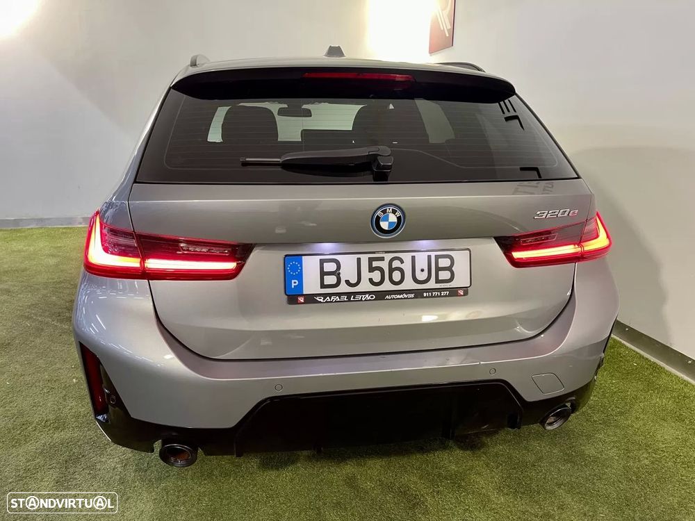 BMW 320 e Pack Desportivo M Auto - 9