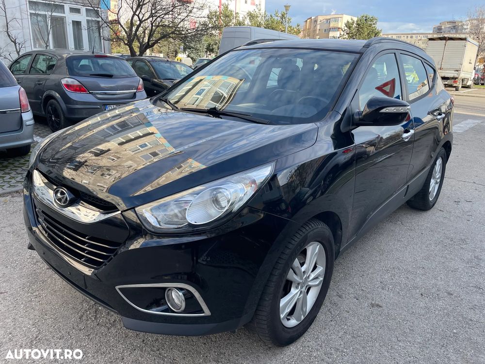 Hyundai ix35 1.7 CRDI 2WD blue Finale Gold - 2