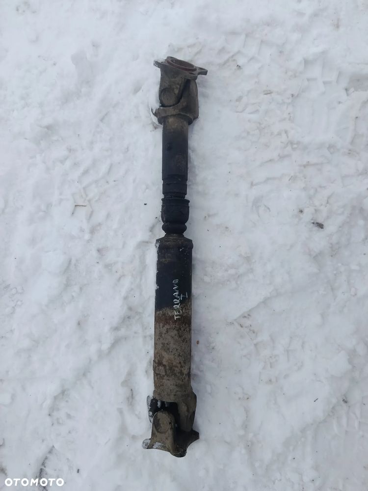 Wał napędowy krótki Nissan Terrano 1 2.7 - 1