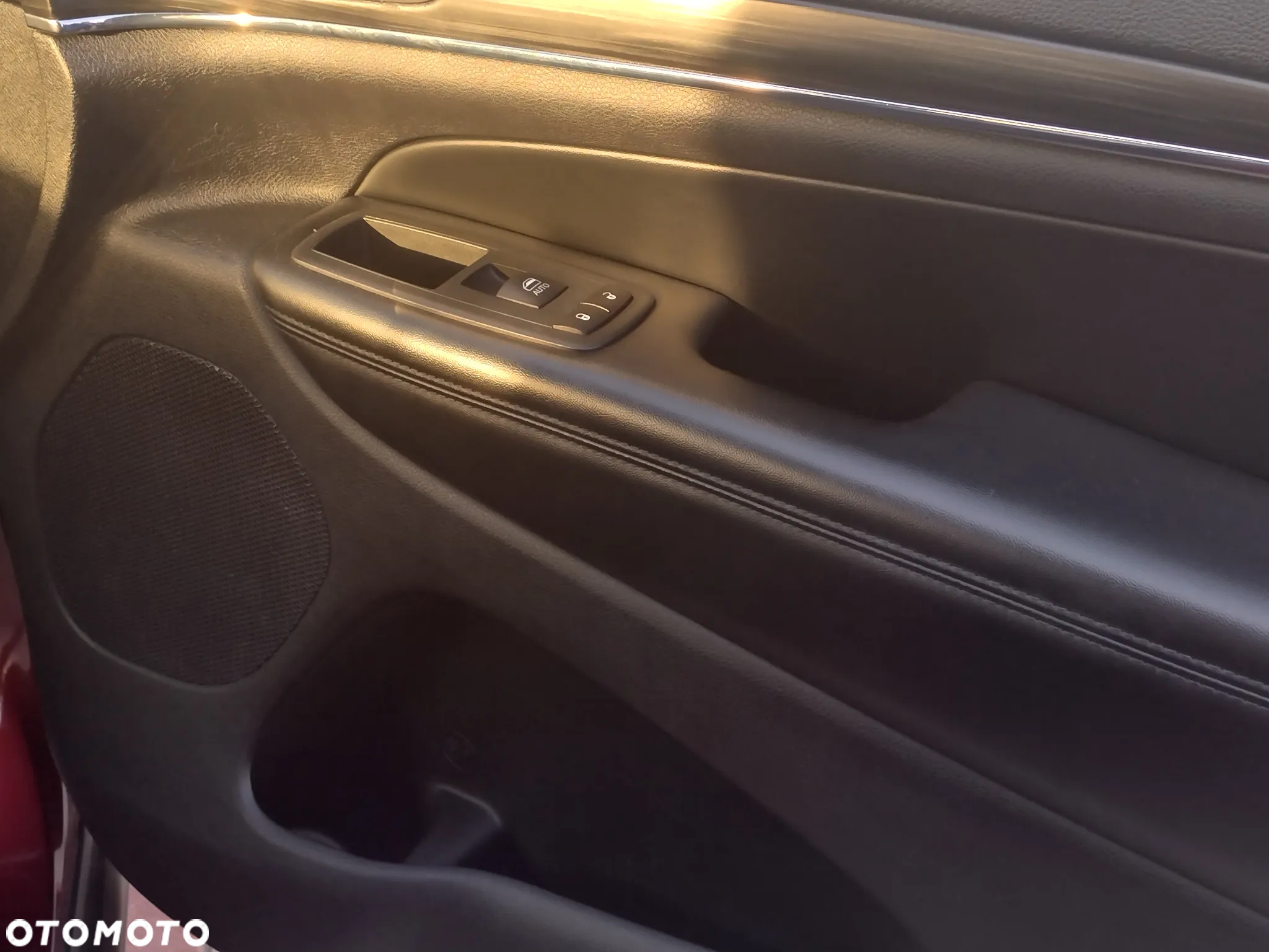 Jeep Grand Cherokee - 18
