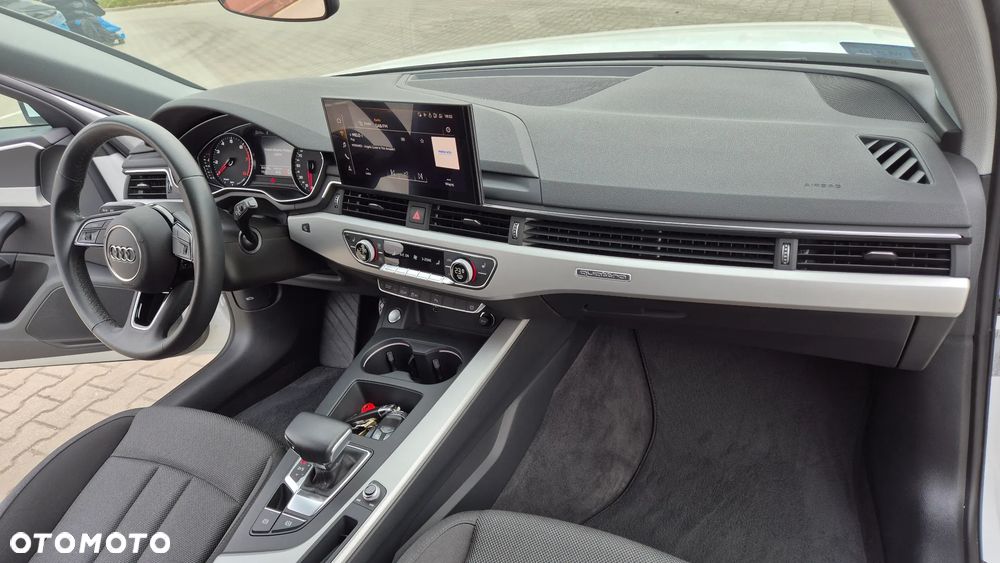 Audi A4 Avant 45 TFSI quattro S tronic - 19