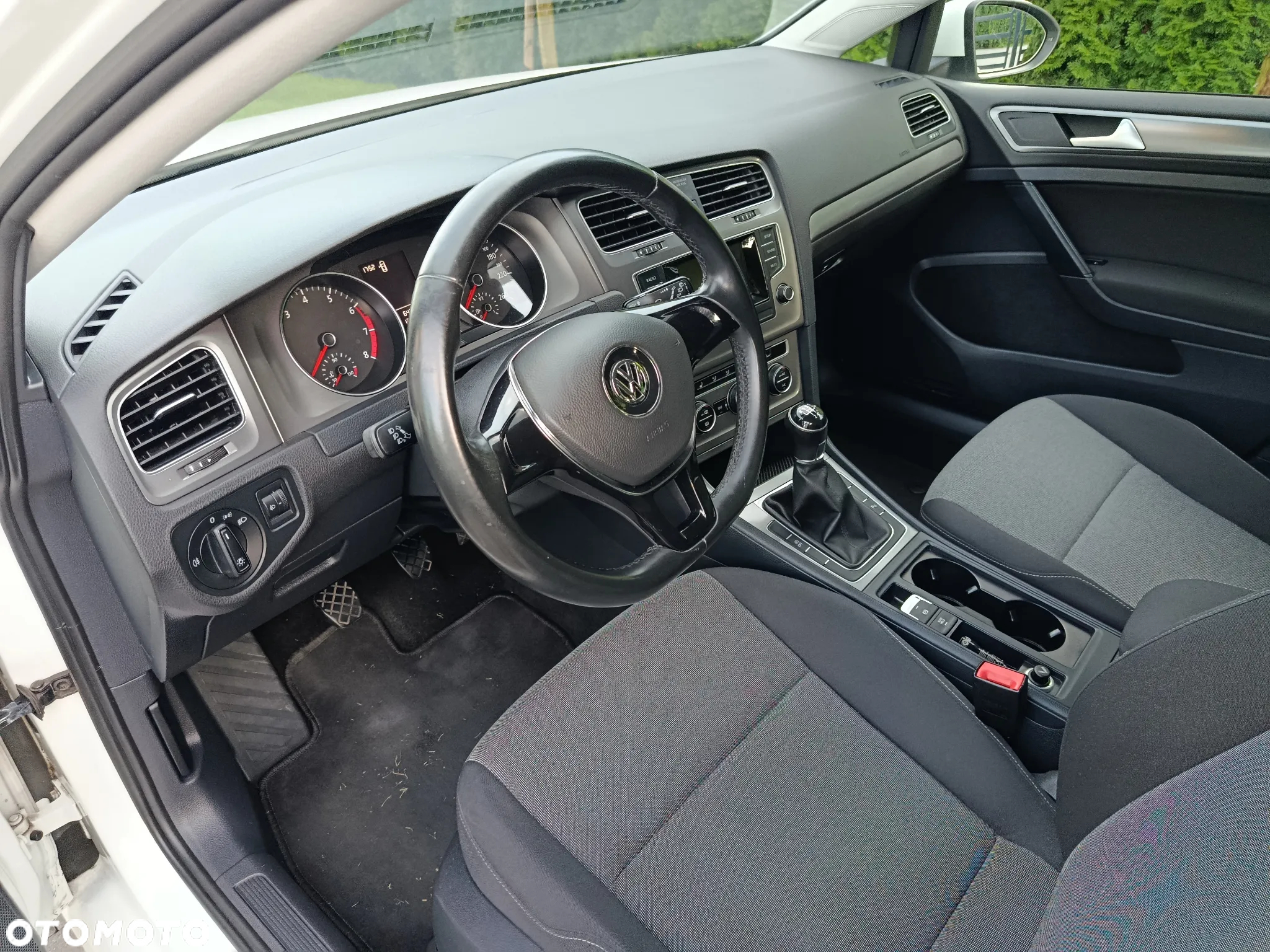 Volkswagen Golf VII 1.2 TSI BMT Trendline EU6 - 10