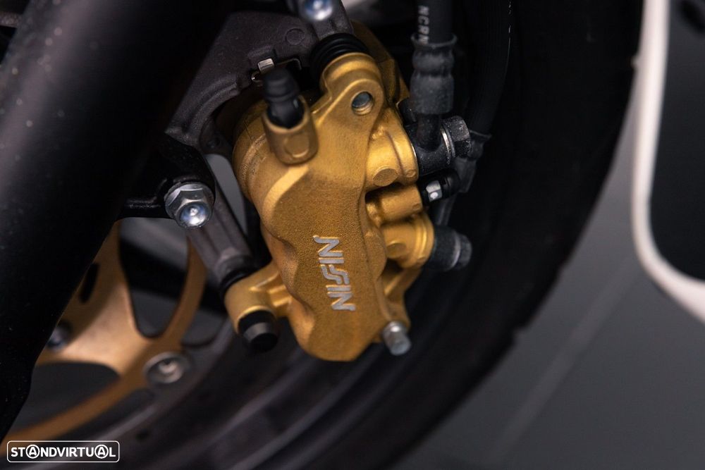 Honda DN-01 NSA 700A - 11