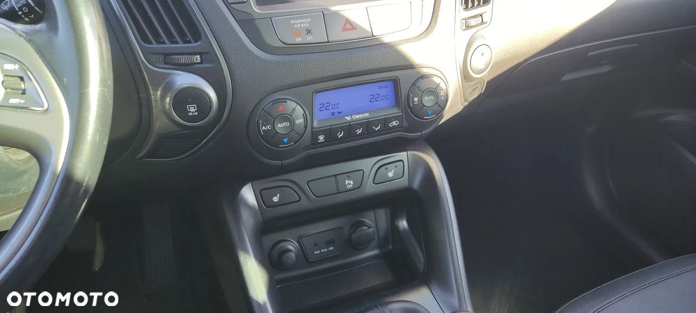 Hyundai ix35 blue 1.6 2WD Finale Gold - 18