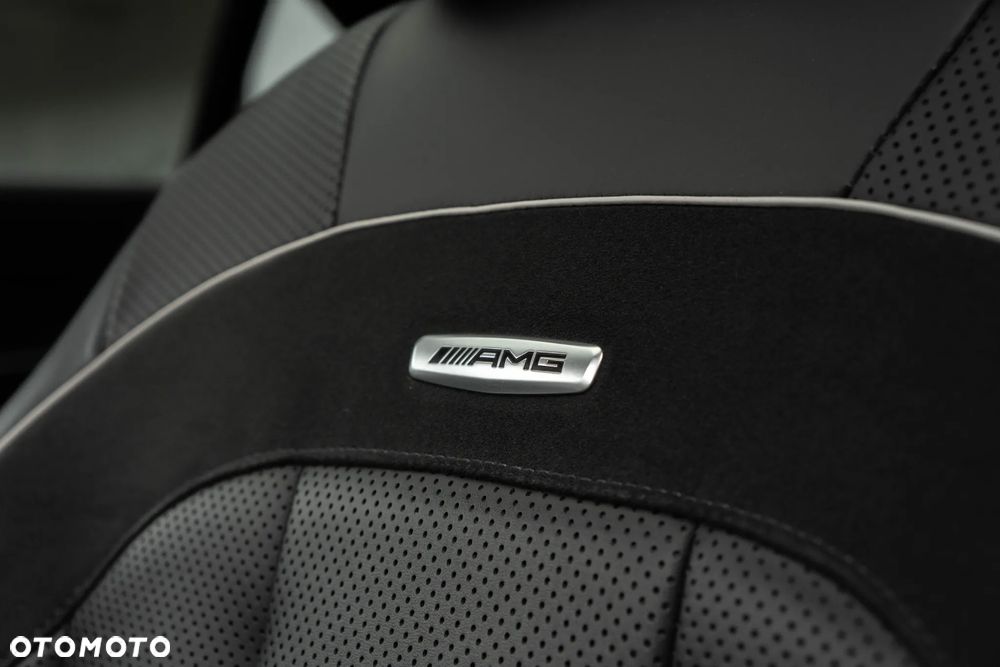 Mercedes-Benz Klasa E AMG 63 S 4Matic+ 9G-TRONIC - 15