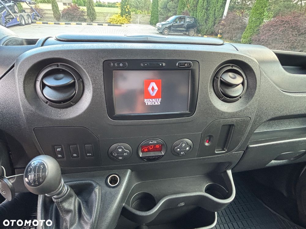 Renault Master - 16