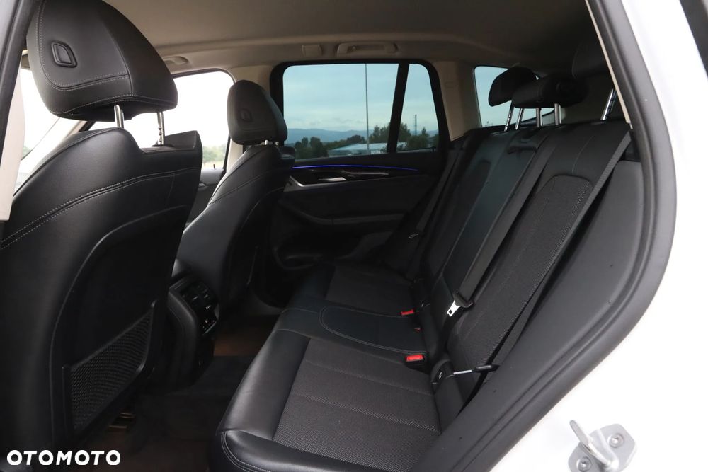 BMW X3 xDrive20d MHEV Luxury Line sport - 38