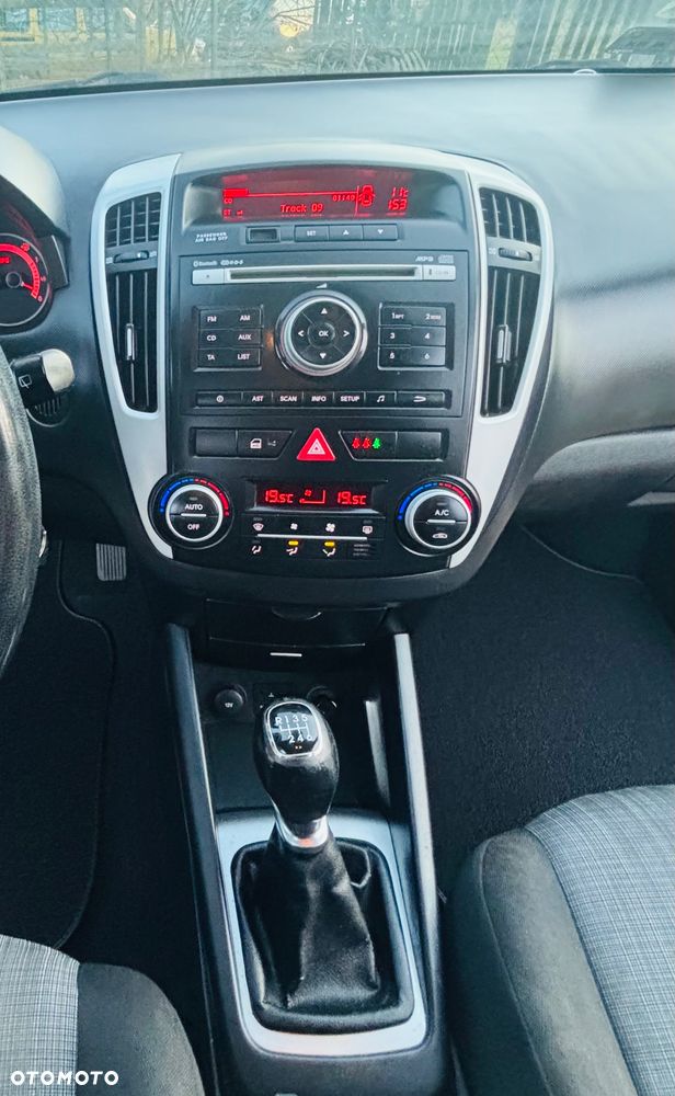 Kia Ceed 1.6 Crdi Comfort - 5