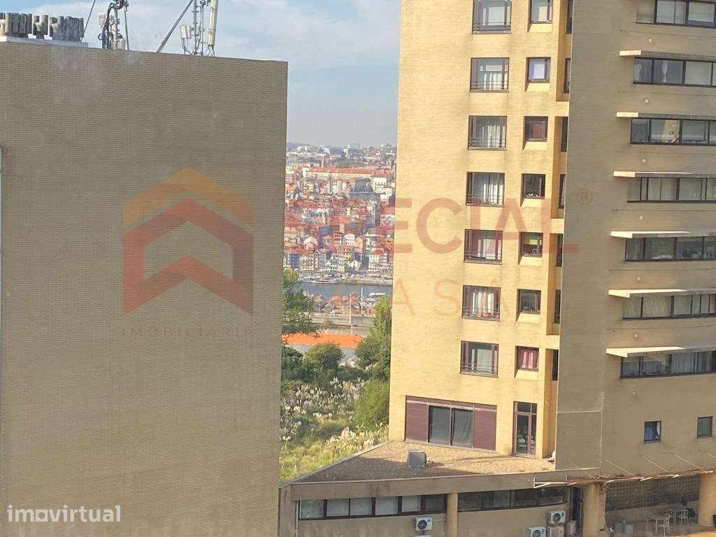 Apartamento T2 Mobiliado Pronto a Habitar - Grande imagem: 4/30