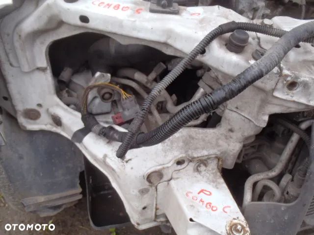 pompa tłumik wydech webasto hydronic d3w z 252250 3,3kw opel corsa combo c tour omega saab vw t4 - 7