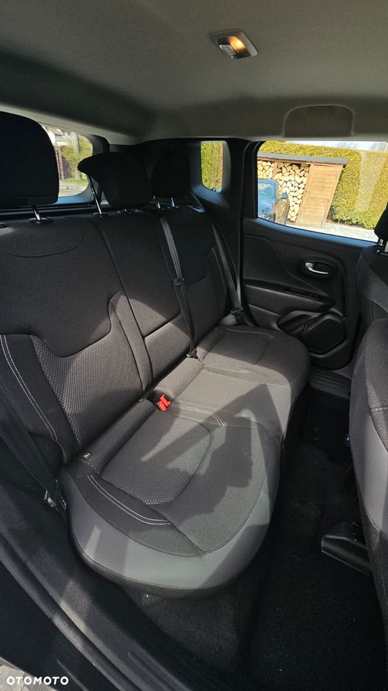 Jeep Renegade 1.0 GSE T3 Turbo Limited FWD S&S - 23