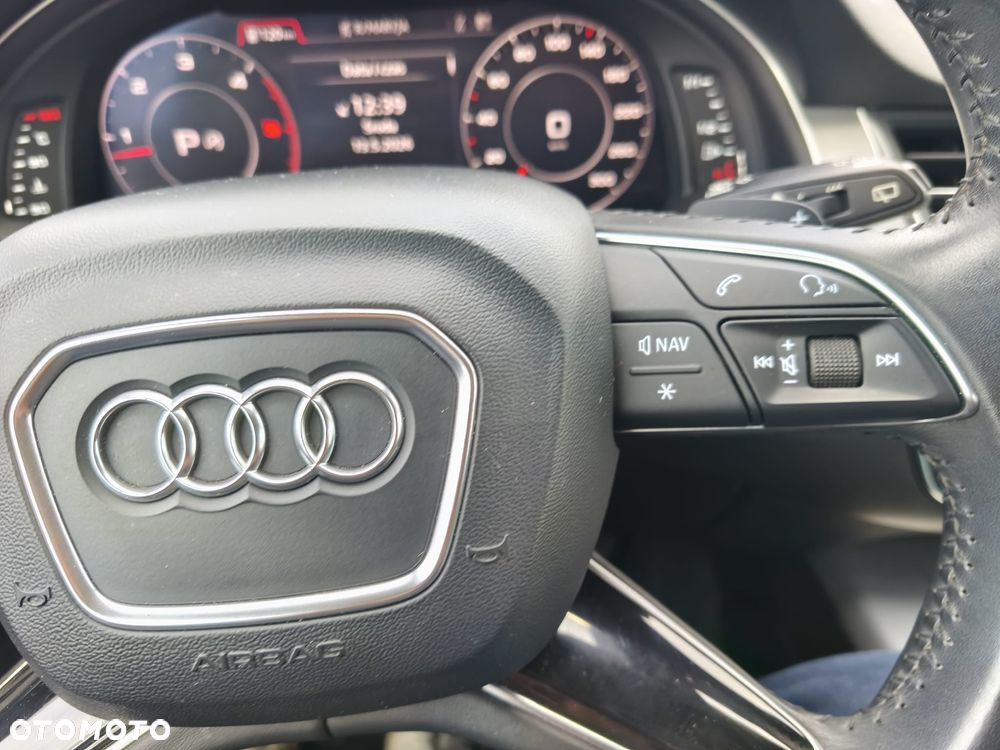Audi Q7 3.0 TDI ultra Quattro Tiptronic - 32