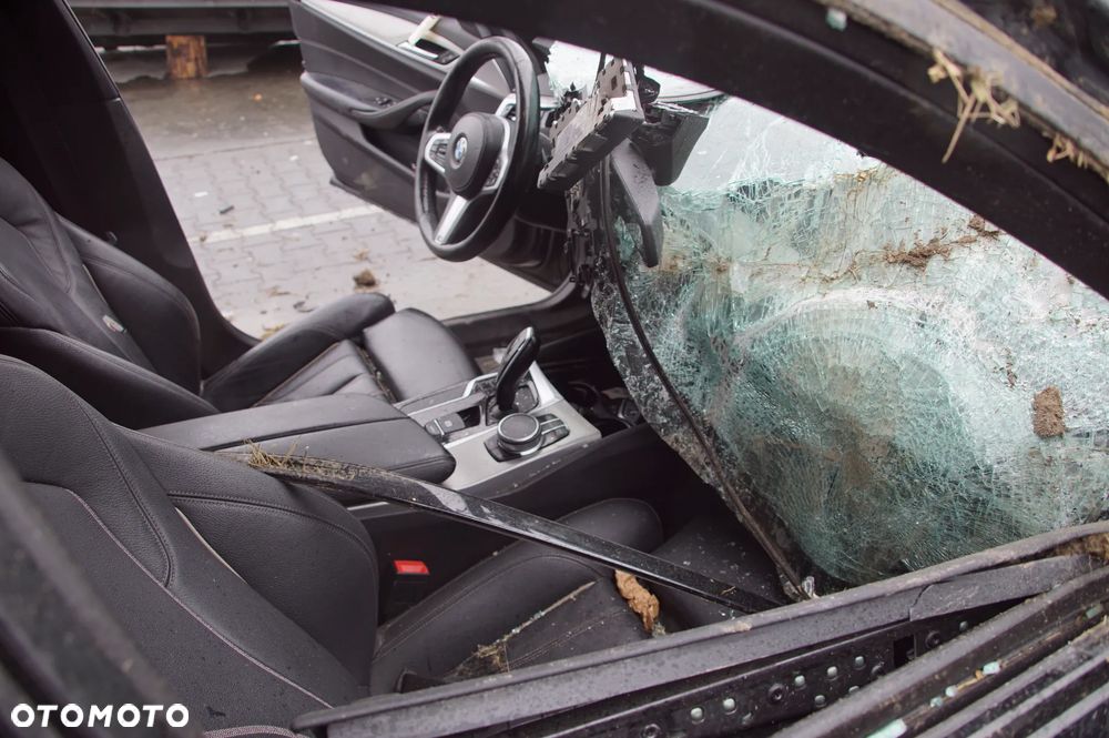 Auto na części - BMW G30 530d xDrive 3.0 D B57D30 265 KM GA8HP75X 475 2019R Silnik Skrzynia Drzwi Lampa Szyba Felga Deska Kokpit Moduł Licznik Radio Fotel Zderzak Chłodnica Błotnik Zawieszenie Turbina Wtryski Intercooler Kompletne Części Rozbiórka - 14