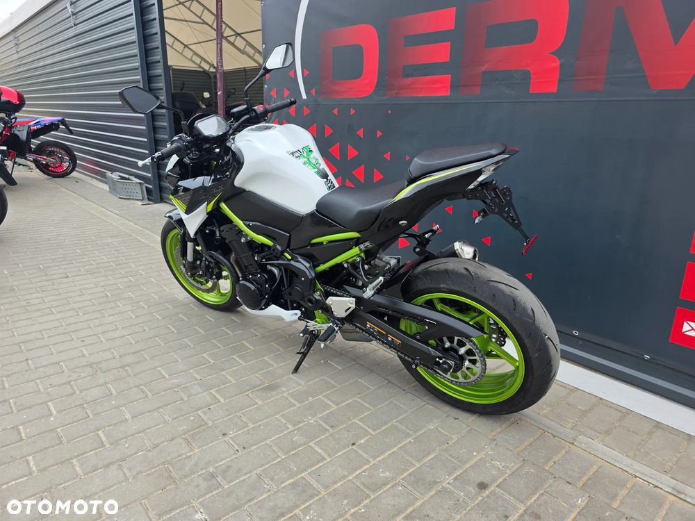 Kawasaki Z 900 - 6