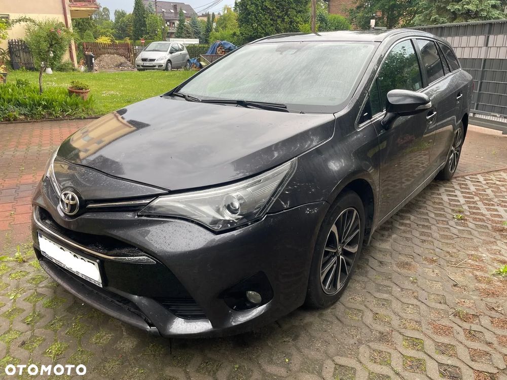 Toyota Avensis 1.8 Active MS - 4