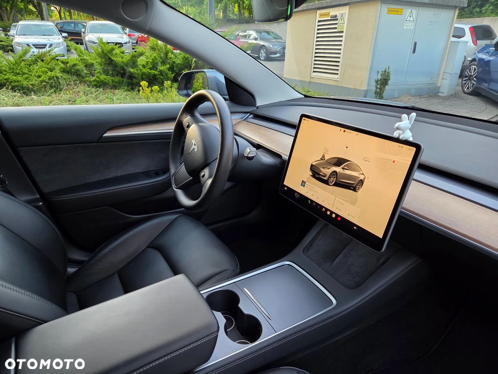 Tesla Model 3 Standard Reichweite Plus Hinterradantrieb - 10
