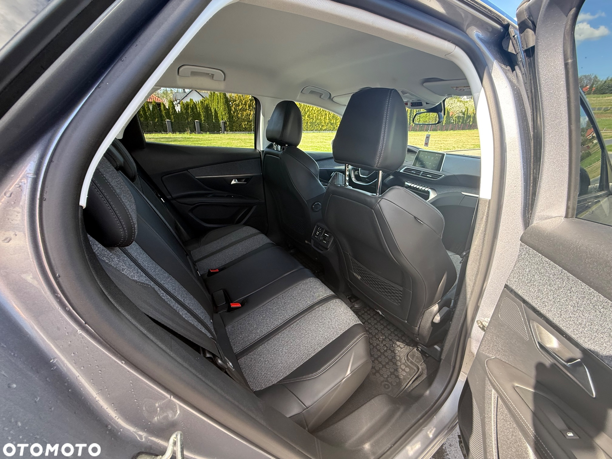 Peugeot 3008 1.5 BlueHDi Allure Pack S&S EAT8 - 13