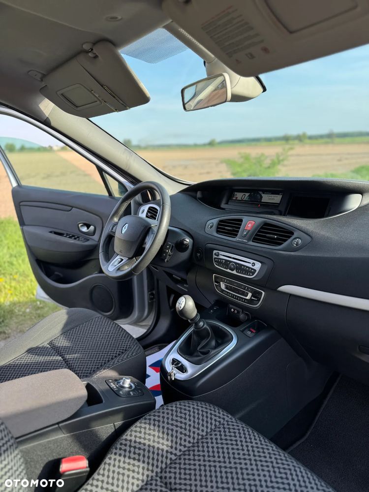 Renault Scenic 1.5dCi TomTom Edition - 23