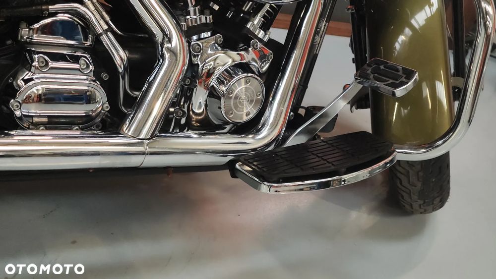 Harley-Davidson Softail Springer Classic - 23
