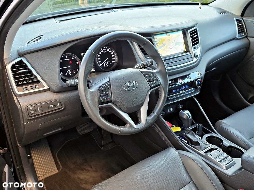 Hyundai Tucson blue 1.7 CRDi 2WD DCT Premium - 34