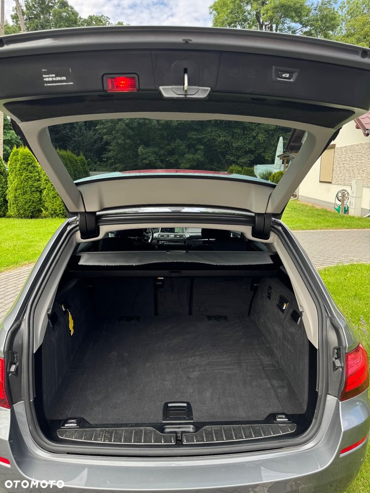 BMW Seria 5 520d - 11