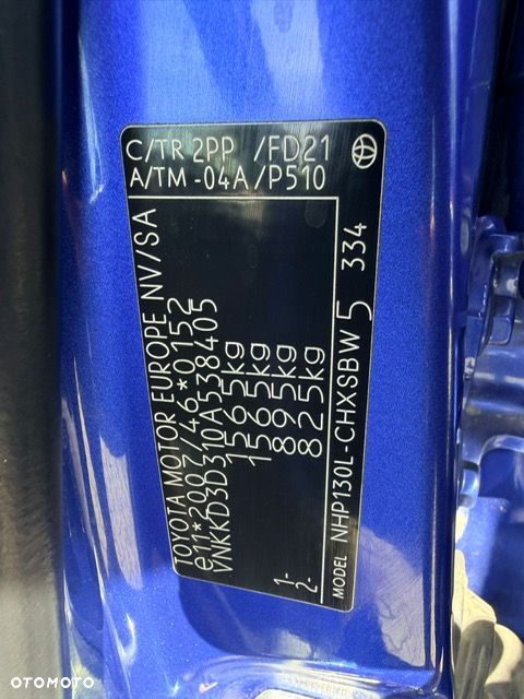 Toyota Yaris Hybrid 100 Selection Platinum - 18