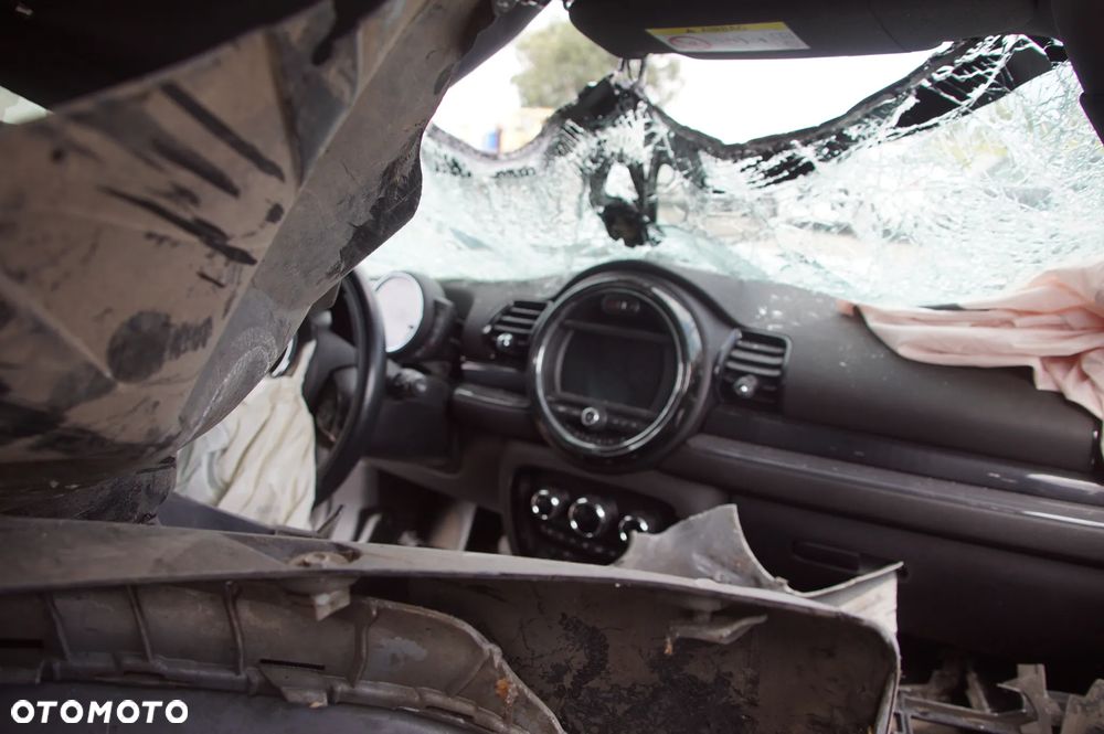 Auto na części - Mini Clubman II Lift 1.5 136 KM B38A15M1 7DCT300 A62 2019R Silnik Skrzynia Drzwi Klapa Szyba Lampa Deska Kokpit Sterownik Moduł Czujnik Licznik Wyświetlacz Kierownica - 15