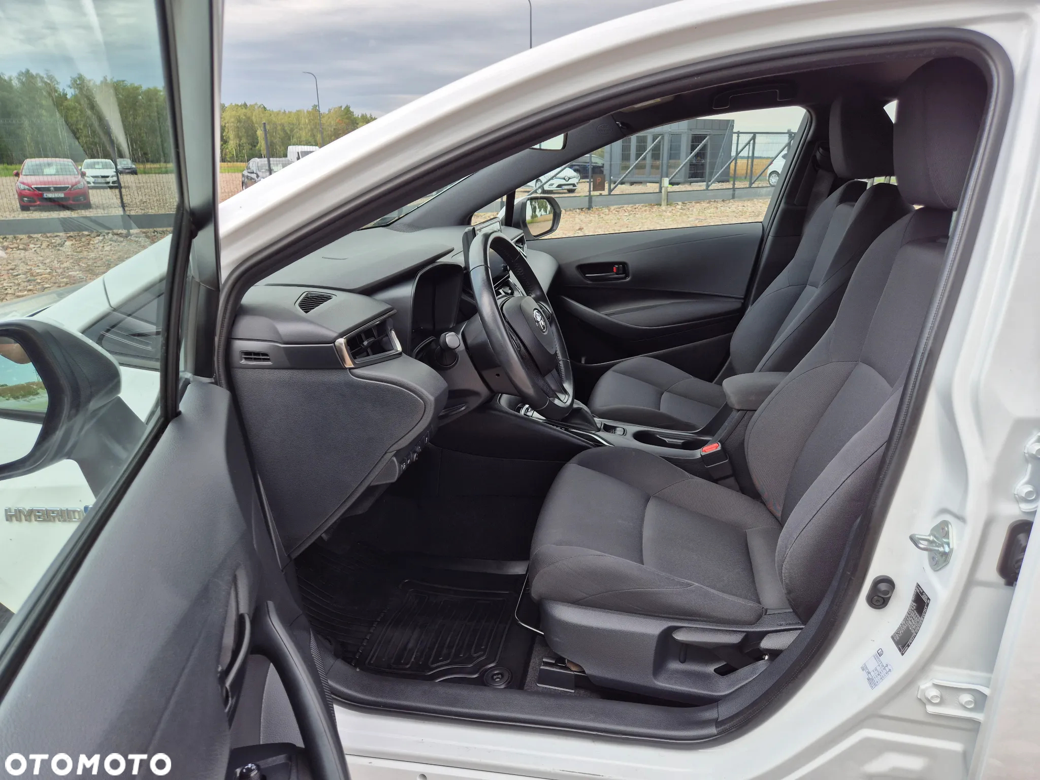 Toyota Corolla 1.8 Hybrid GPF Active - 13
