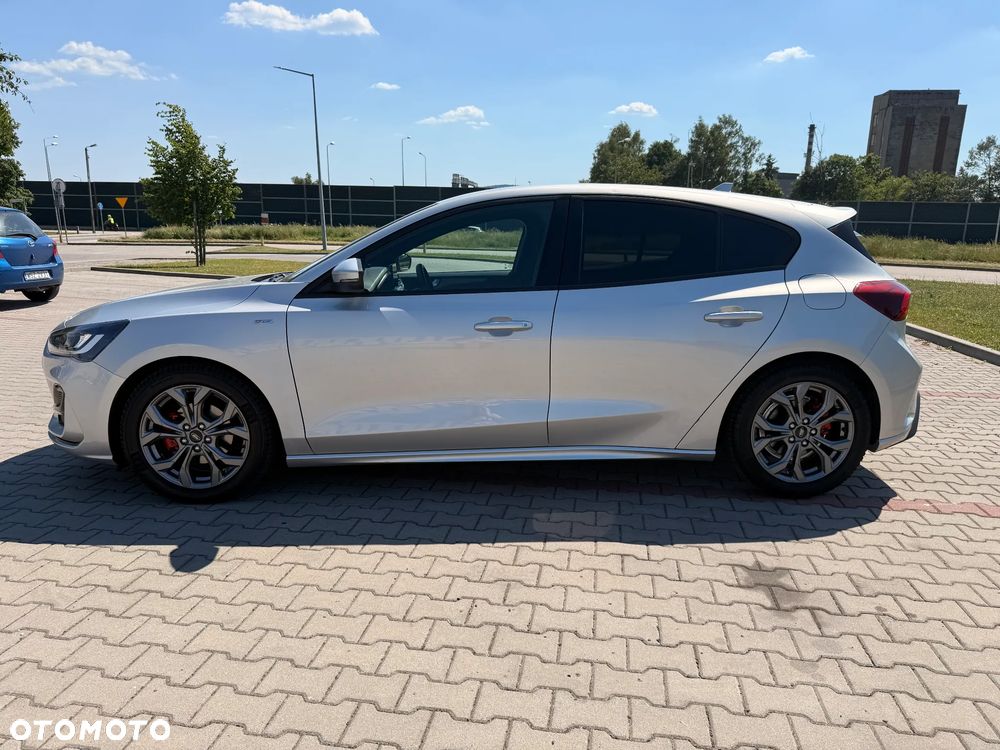 Ford Focus 1.0 EcoBoost mHEV ST-Line - 4