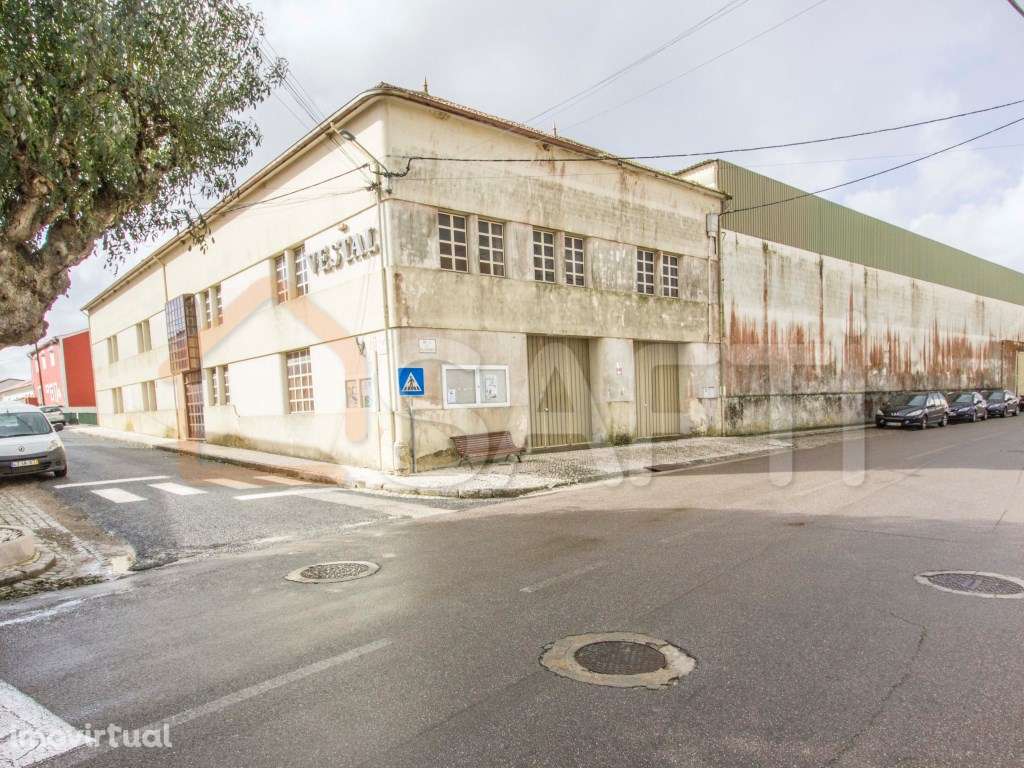 Antiga fábrica de cerâmica - Grande imagem: 2/14