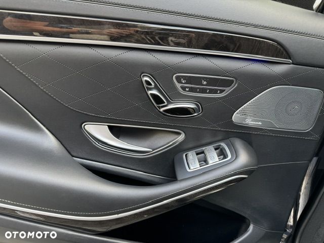 Mercedes-Benz Klasa S 560 4-Matic L 9G-TRONIC - 15