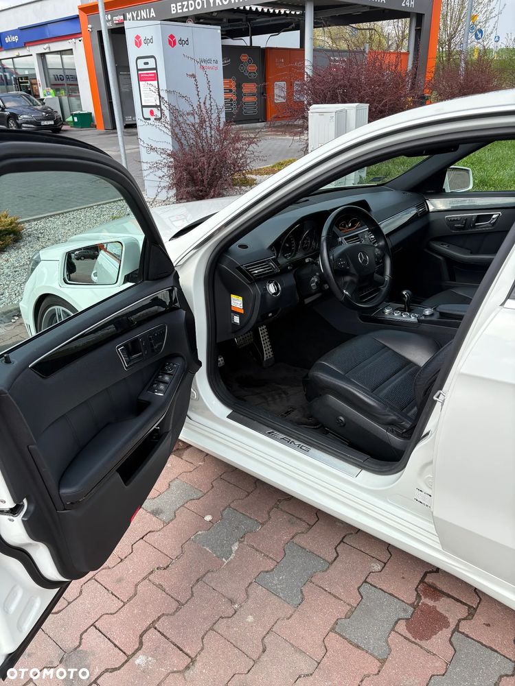 Mercedes-Benz Klasa E 63 AMG - 12