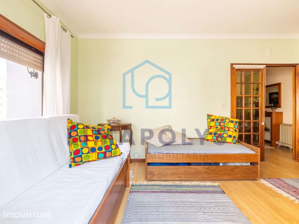 Apartamento T1 com ótimas áreas e exposição solar - Grande imagem: 3/11