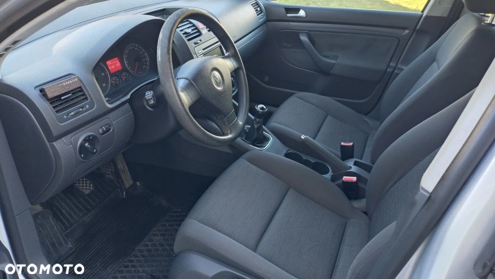 Volkswagen Golf - 13