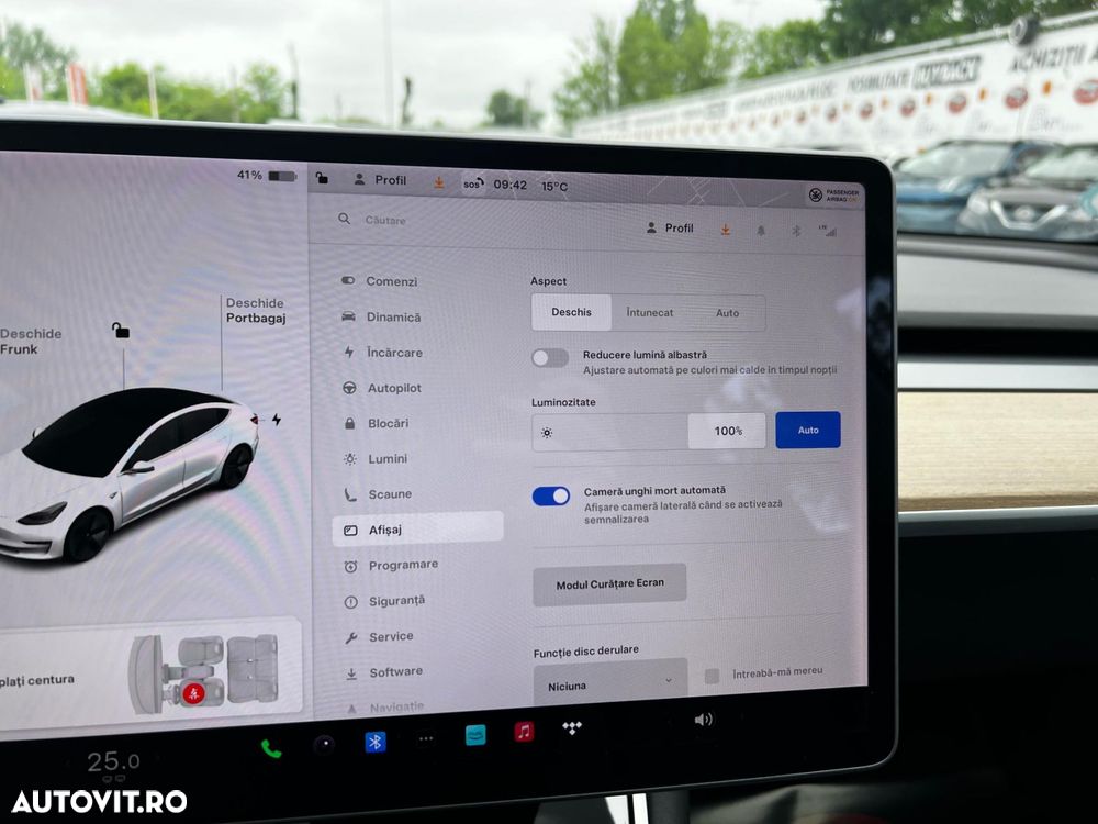 Tesla Model 3 - 29