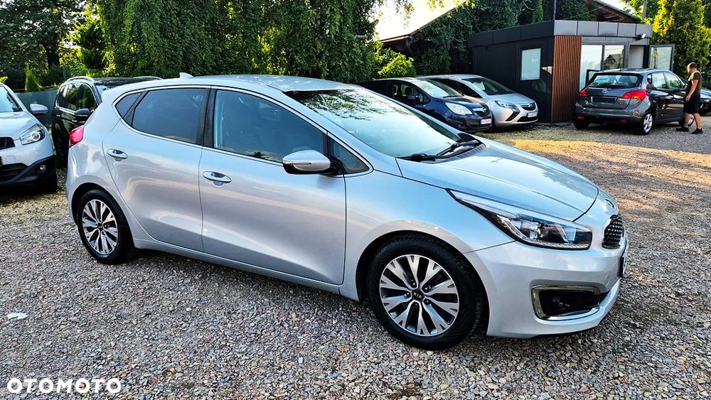 Kia Ceed 1.6 GDI XL - 9