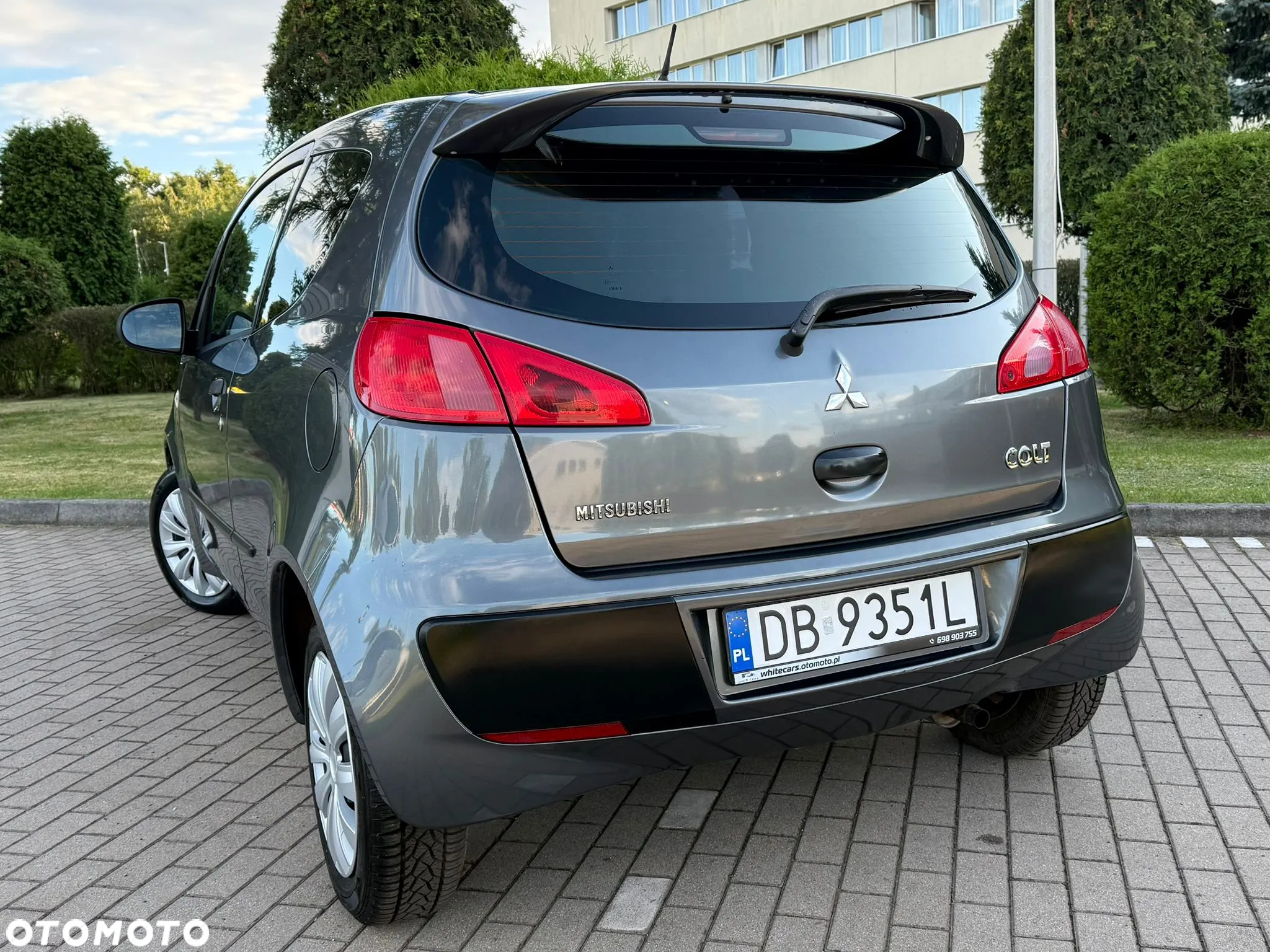 Mitsubishi Colt 1.1 - 32