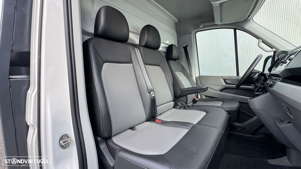 VW Crafter MAN 5.160 CX Automática RWD - 13