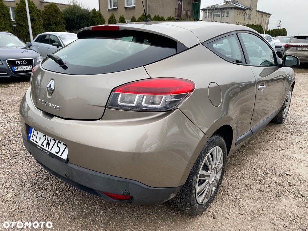 Renault Megane 1.6 16V Dynamique Euro5 - 14