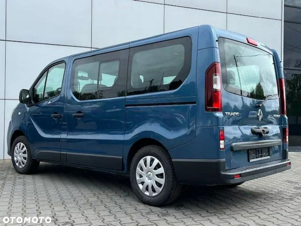 Renault Trafic - 11