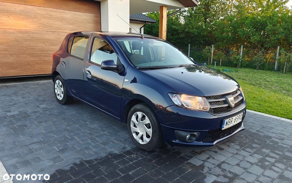 Dacia Sandero 1.2 16V 75 Laureate - 4