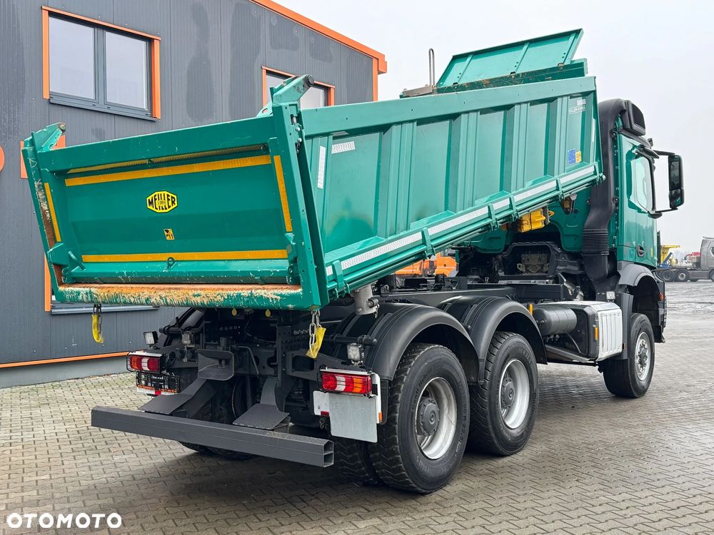 Mercedes-Benz AROCS 3351 6x6 WYWROTKA TRÓJSTRONNA Z BORDMATIKIEM - 11