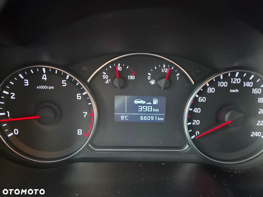 Kia Carens 1.6 GDI Business Line EU6 - 23