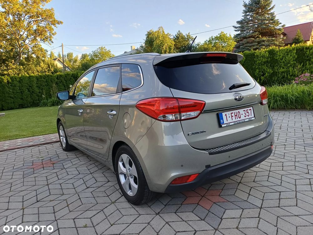 Kia Carens 1.7 CRDi 115 Fifa World Cup Edition - 11