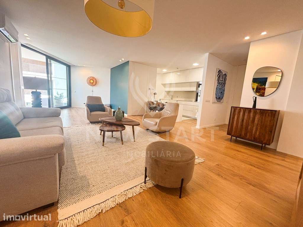 Apartamento T1+1 Moderno com Varanda e Piscinas no Condomínio Del M... - Grande imagem: 4/23