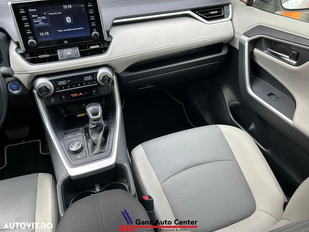 Toyota RAV4 2.5 VVT-iE 4x4 Luxury Plus - 11